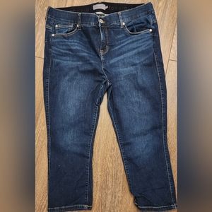 Torrid Cropped Bomshell Jeans, Dark Wash